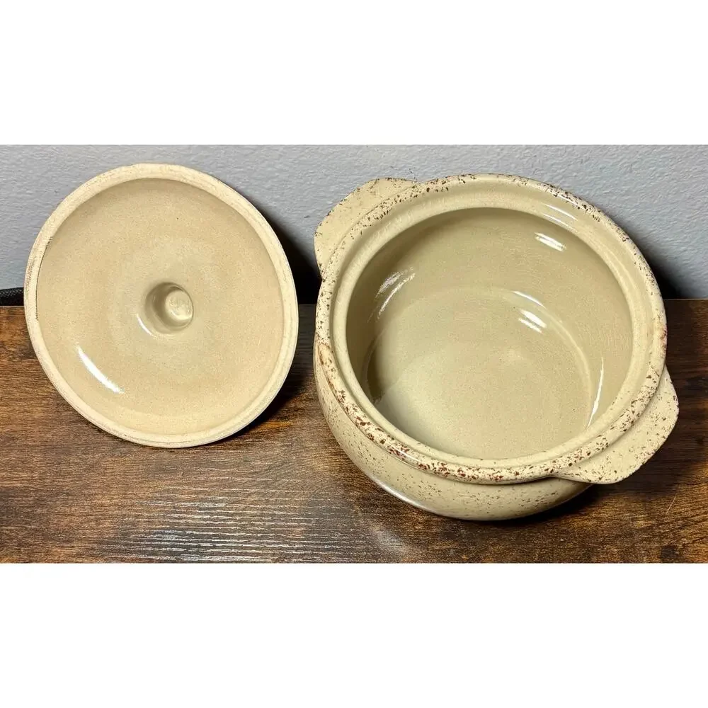 Vtg Monmouth Pottery Bean Pot Casserole Brown Speckled Stoneware Maple Leaf 2 Qt